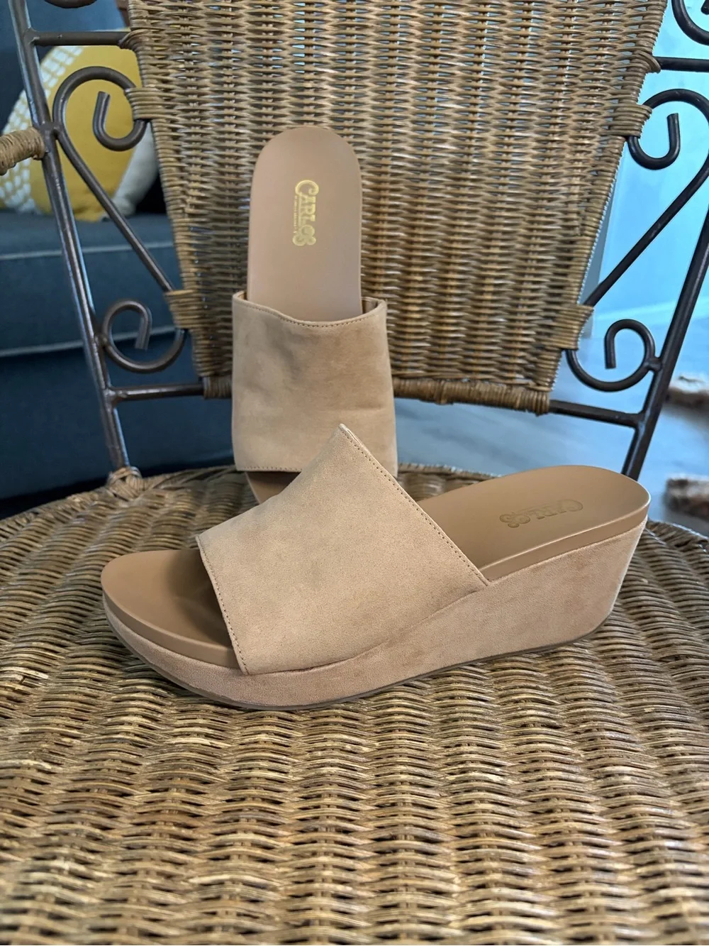Carlos by Carlos Santana Sandals Sz 9 Suede Wedge Sandals Beige